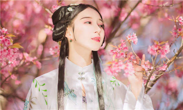 青岛供卵试管婴儿：助您实现家庭梦想的科学方案
